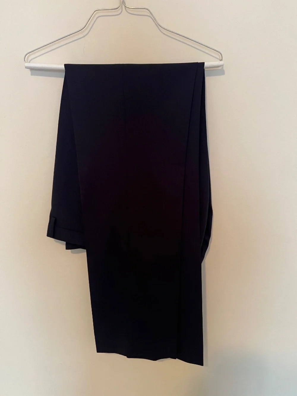 Banana republic 2-piece slim fit suit 38R